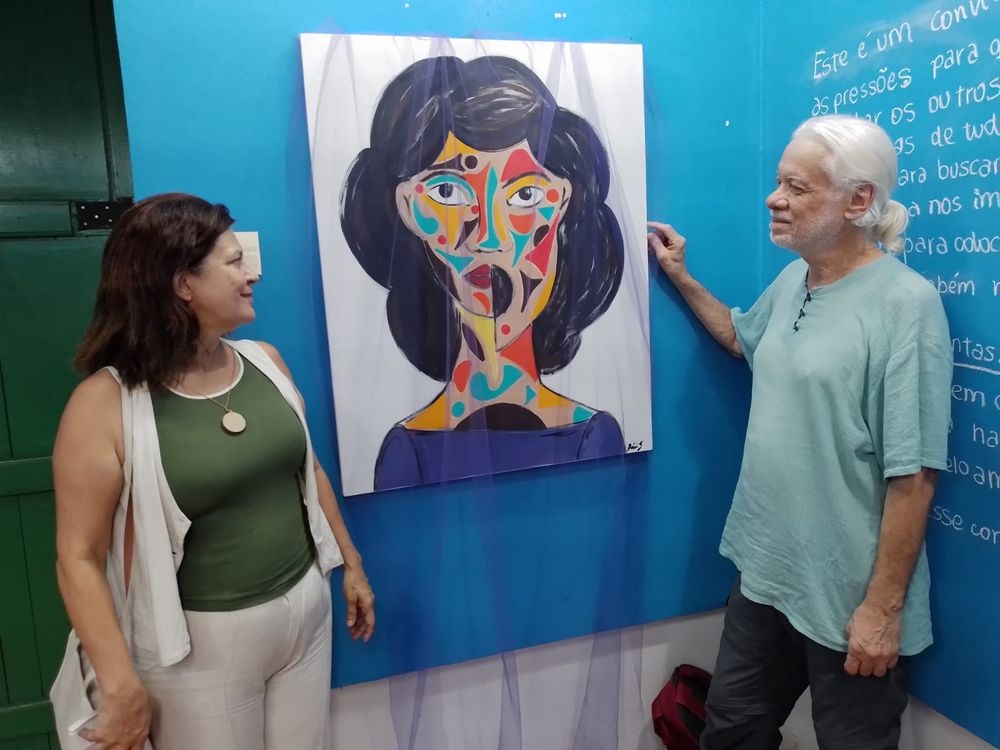 Professor José Luiz Fazzi e economista Leila Maria Bedeschi Costa.