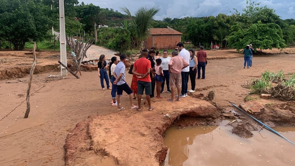 Segundo agricultores, correnteza arrastou tudo e afetou produção local.
