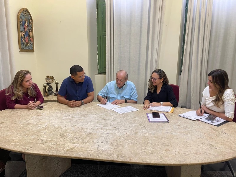 Silvio Mendes em cerimônia de nomeação dos novos 323 diretores