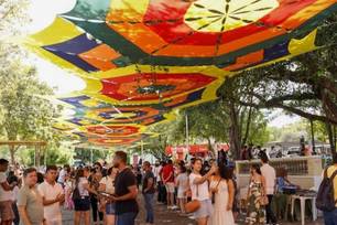 Feira na Praça