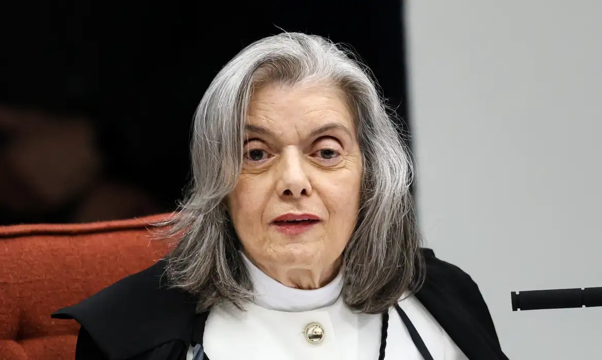 Ministra Carmen Lúcia