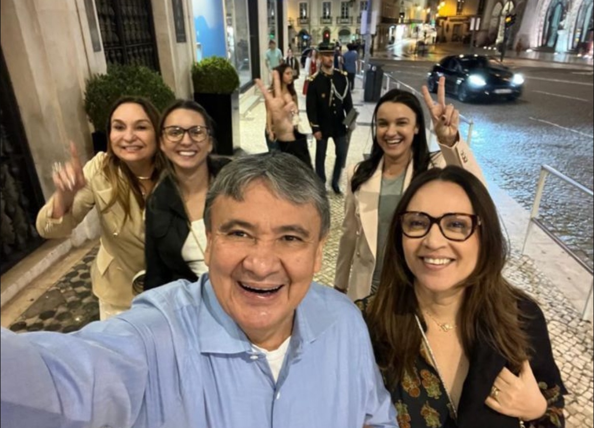 Wellington, Rejane, Flora e filhas: todo mundo junto, numa feliz coincidência de férias em além mar
