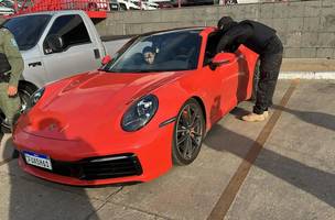Carros de luxo foram apreendidos durante a operação (Foto: SSP-PI)