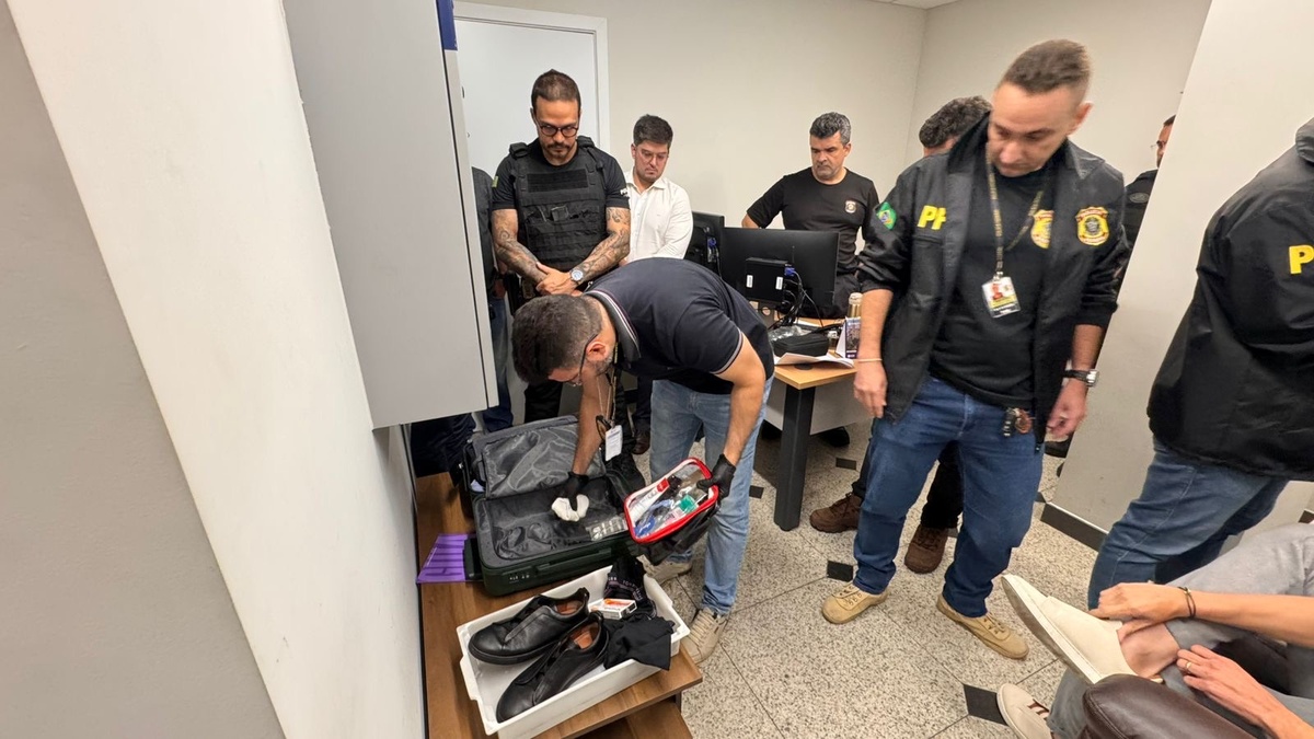 Polícia cumpre mandados de busca e apreensão contra empresários após desembarque em Guarulhos