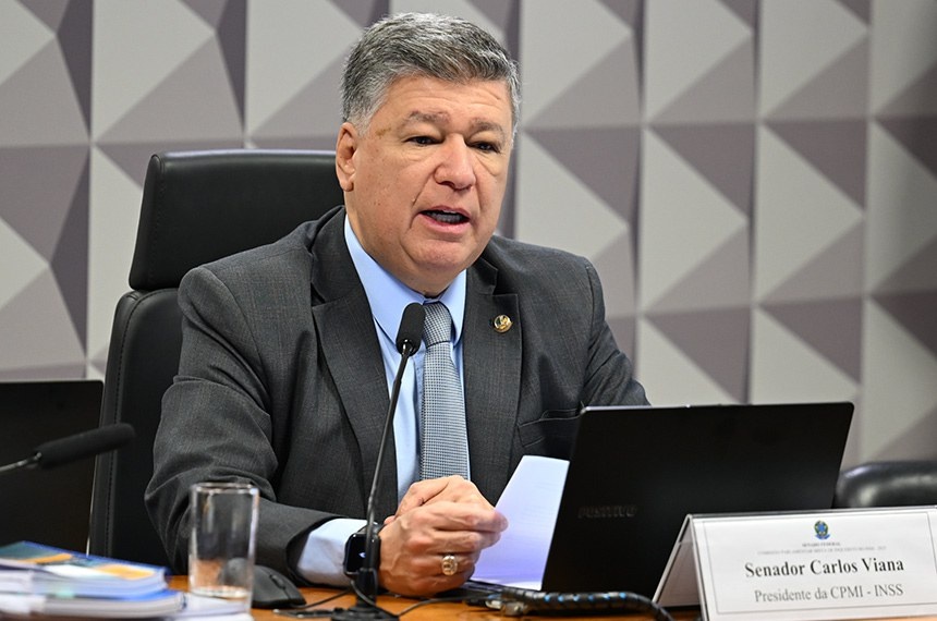 Presidente da CPMI do INSS, Carlos Viana vê "indícios preocupantes" de fraudes em empréstimos consignados