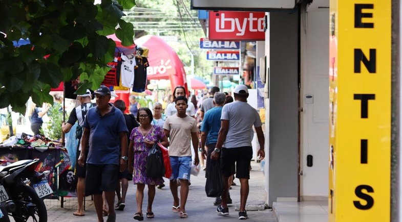 Comércio de Teresina recebe autorização para abrir no domingo (21)