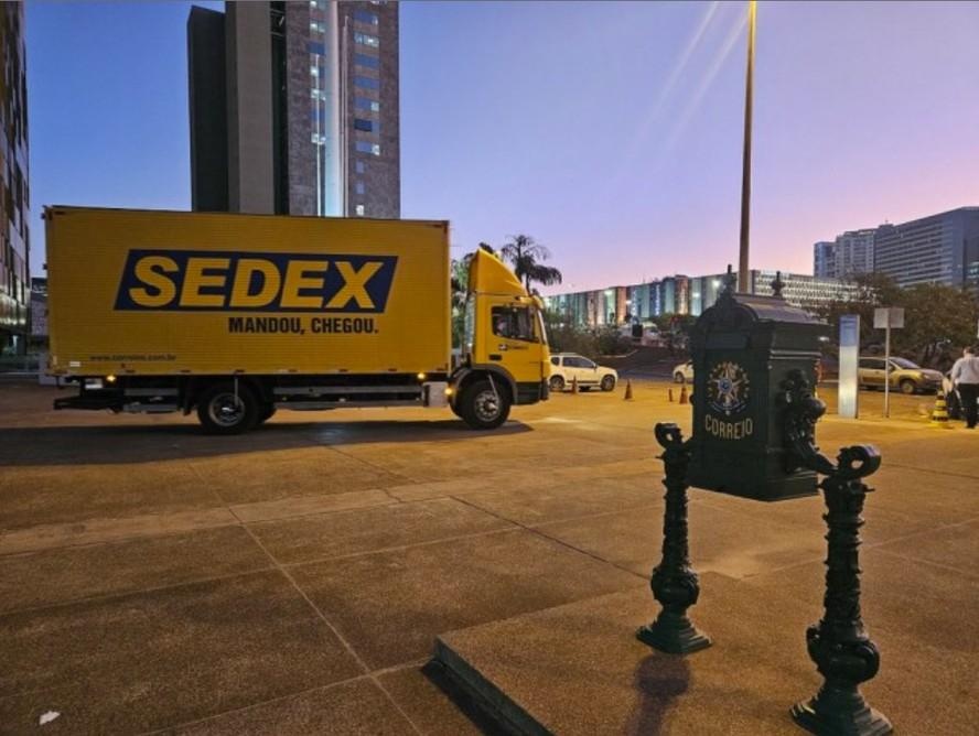 Correios: Negociação salarial ocorre em meio à elaboração de um plano de recuperação financeira da estatal