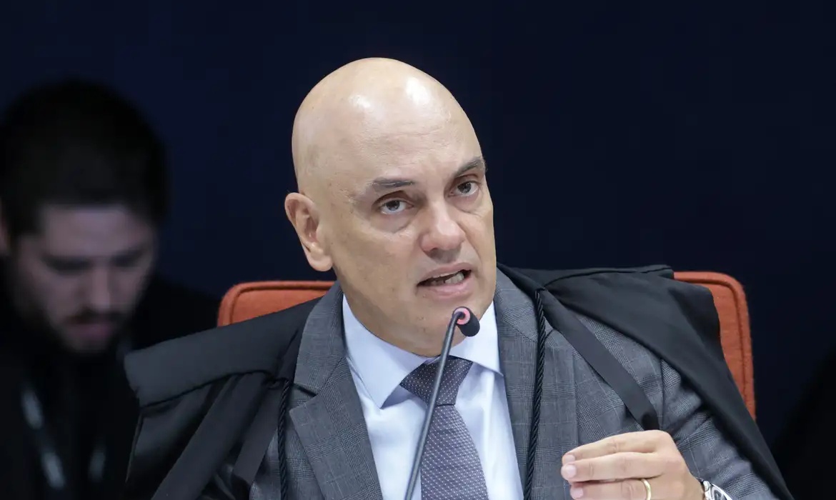 PF executa 10 mandados determinados pelo STF