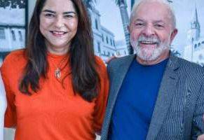 Deputada Janaína e seu aliado, Lula (Foto: Reprodução)