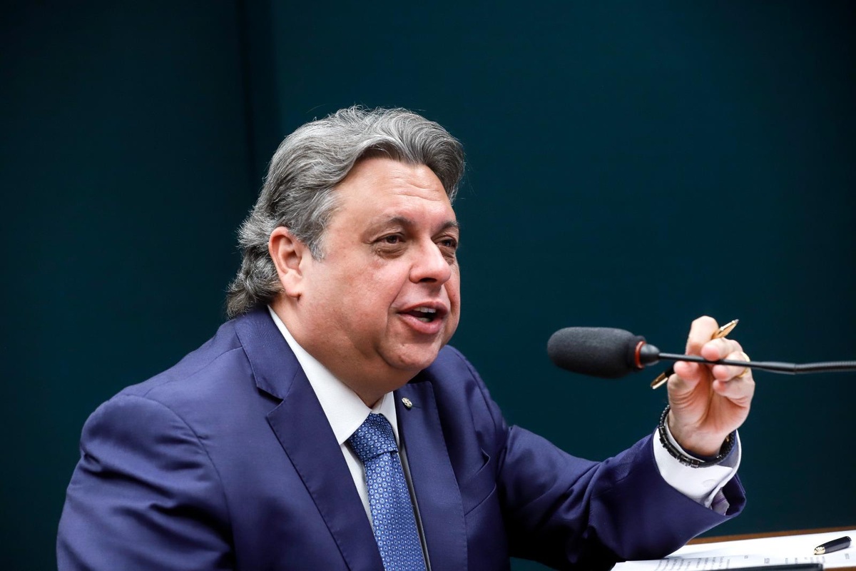 Deputado federal Júlio Arcoverde