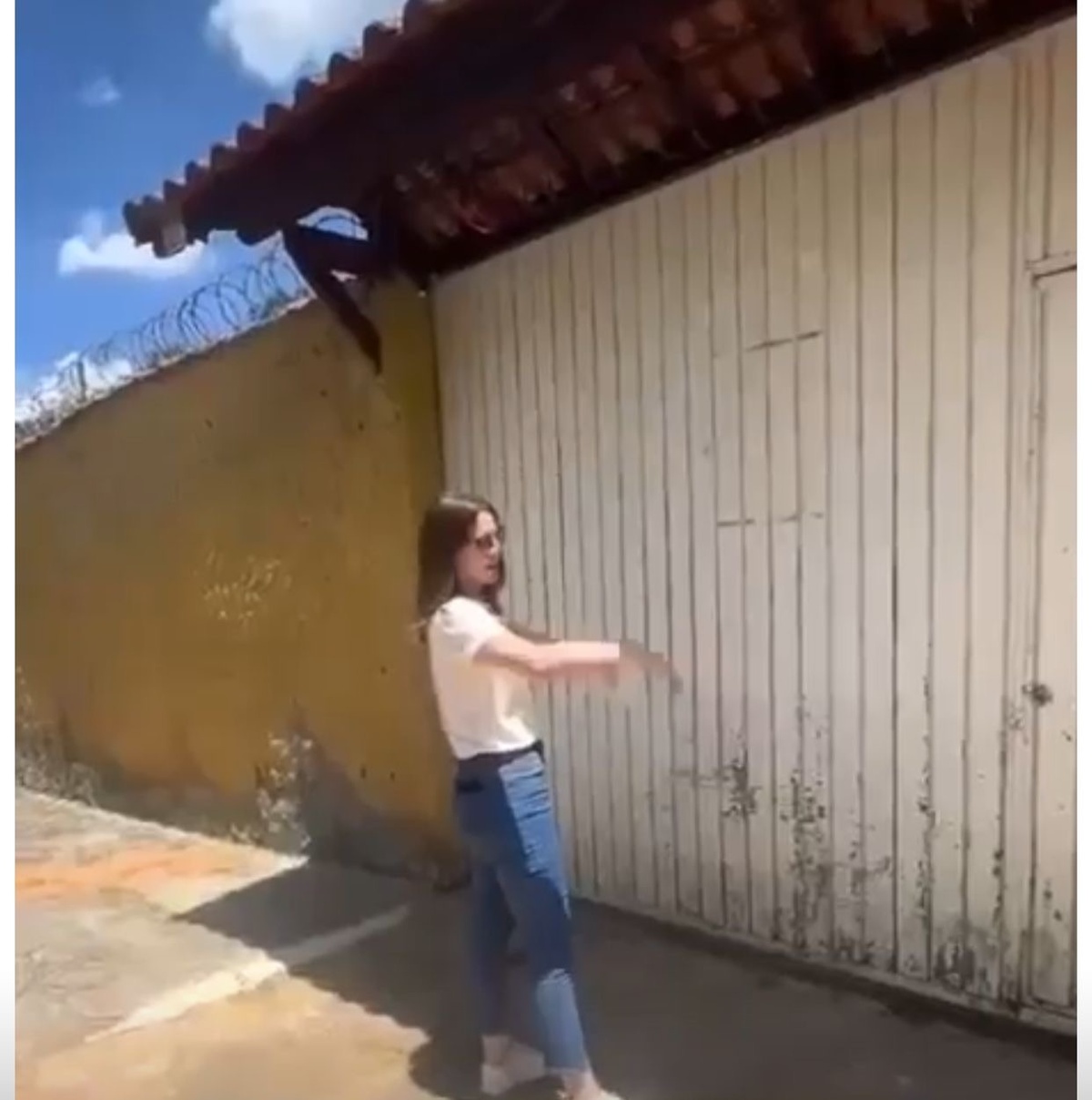 Vereadora Zoe Martínez, bate e ninguém aparece na Ong Fantasma