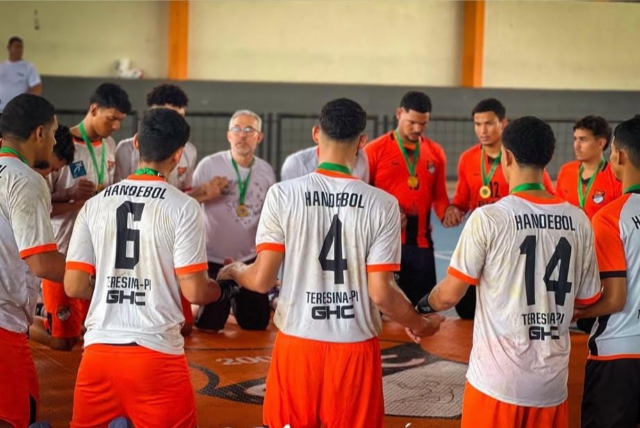 Associação Beneficente Giuliano Esporte Clube (GHC).