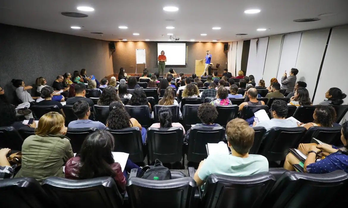 divulga lista final de aprovados no CNU