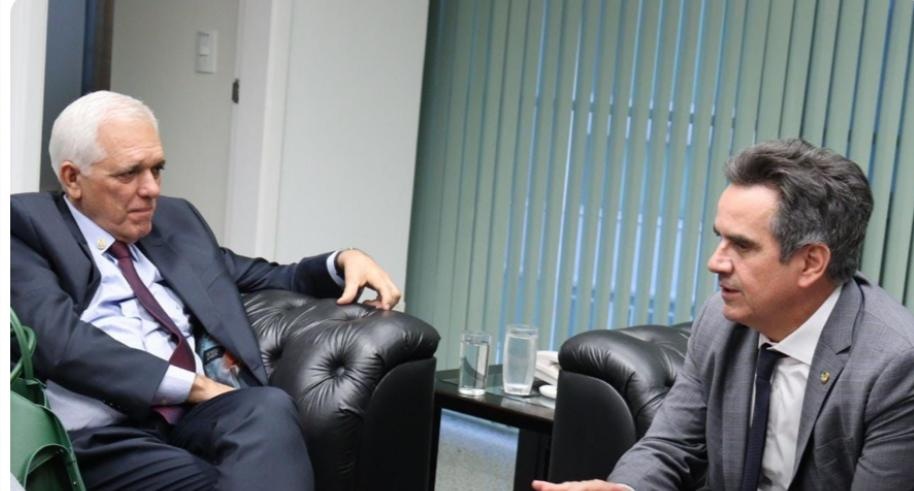 Essa foto é um recado para os aloprados do MDB. Teté vai pular do barco…