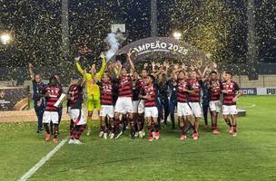 Flamengo comemora o título de bicampeão da Libertadores Sub-20 (Foto: Conmebol)
