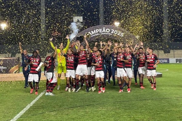 Flamengo comemora o título de bicampeão da Libertadores Sub-20