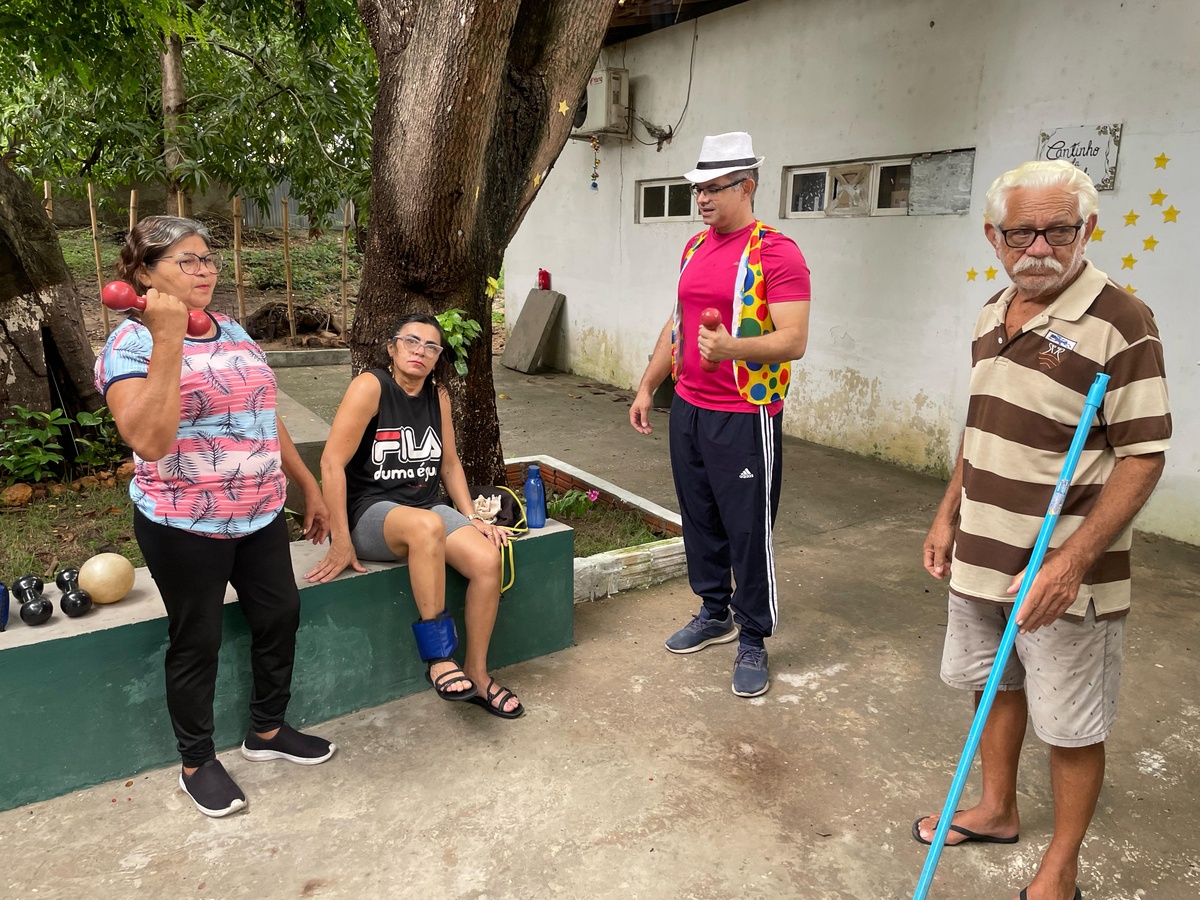 Música de carnaval é criada para alertar sobre quedas em idosos de Teresina