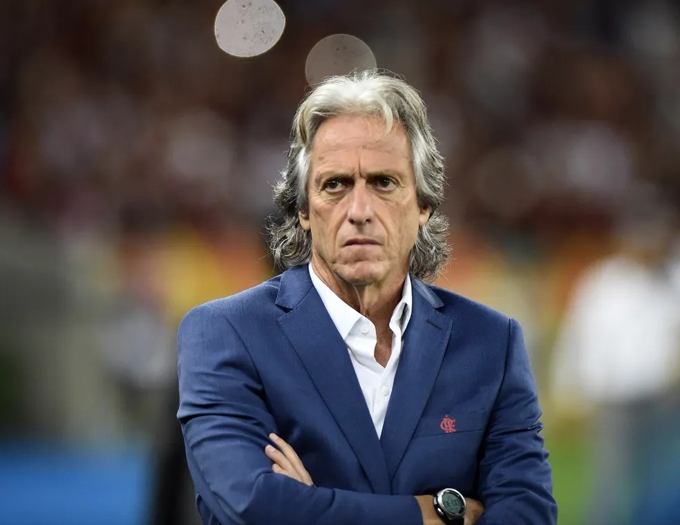 O português Jesus deve ser o técnico da seleção brasileira.