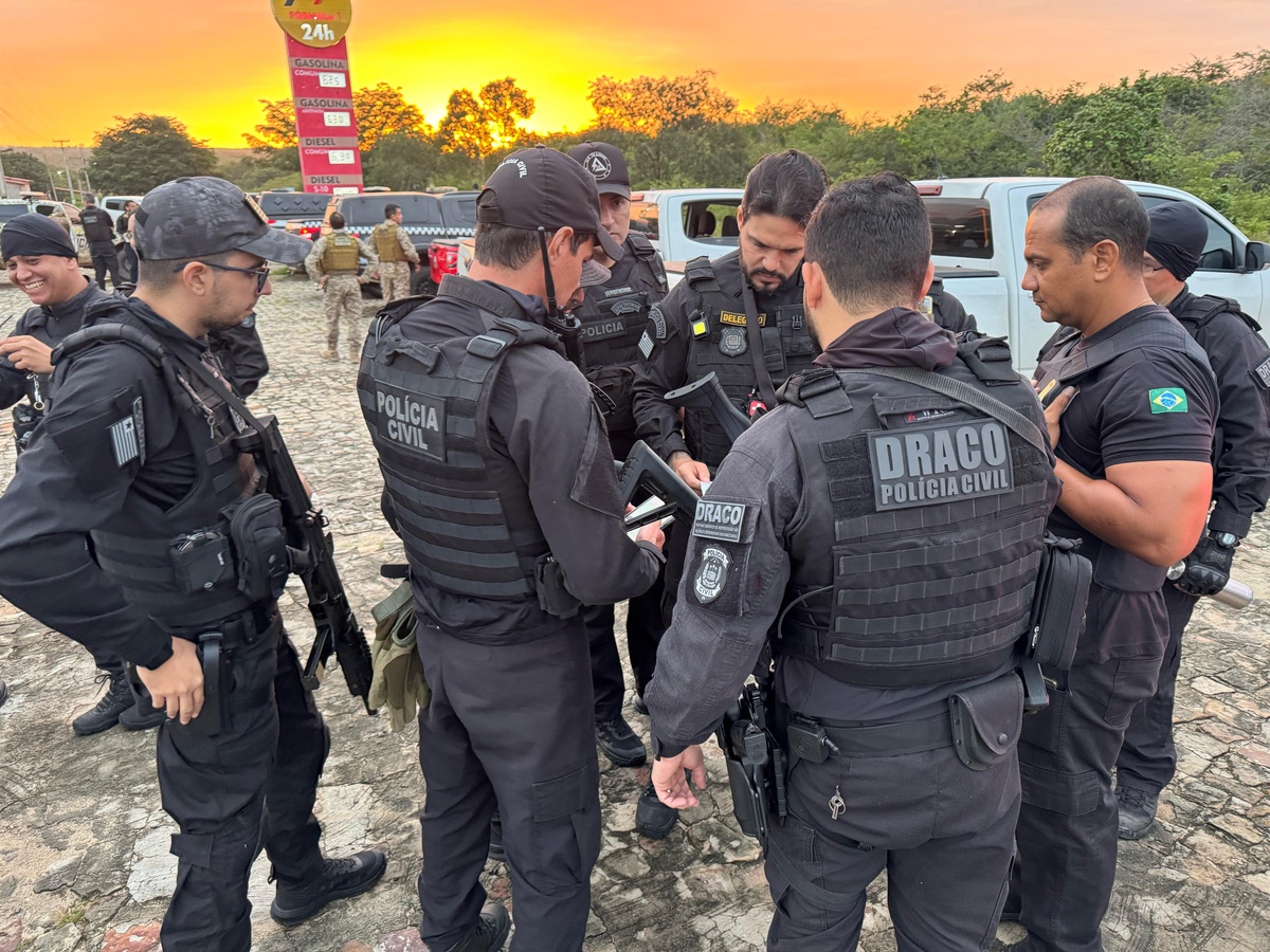 Operação 200 do Draco deflagrada na manhã desta quinta-feira (20) contra suspeitos de homicídios, extorsão e tráfico de drogas