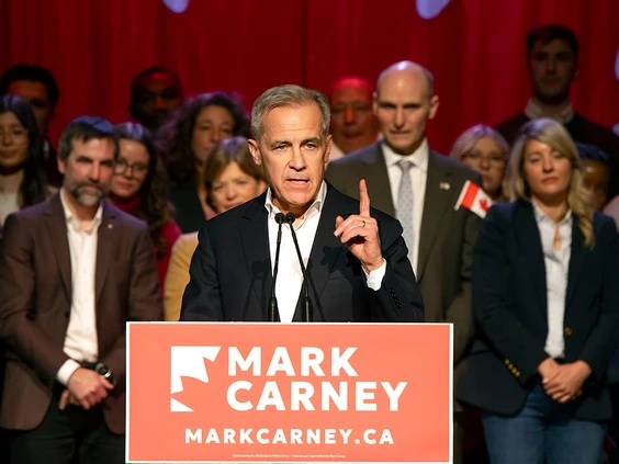 Anti-trumpista, Mark Carney ganha eleições no Canadá