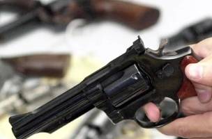 aprova porte de arma para oficiais de justiça (Foto: Câmara)