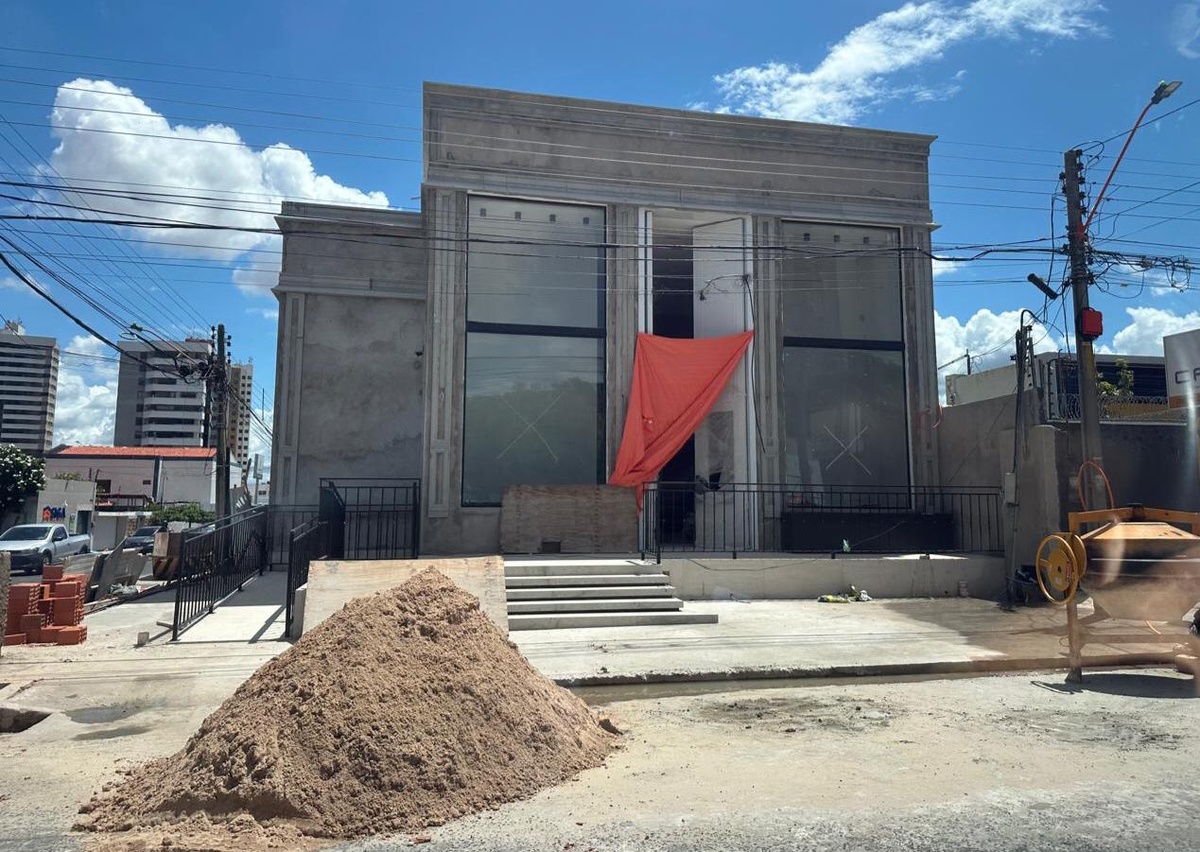 Aqui será uma loja de uma prefeita?
