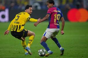Barcelona está nas semifinais da Liga dos Campeões, mesmo com derrota para o Borussia Dortmund (Foto: AFP)