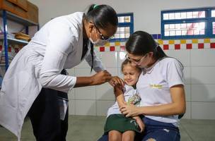 Ciência e Defesa da Vida, Campanha de vacinação nas escolas em Teresina (Foto: Ascom: FMS)