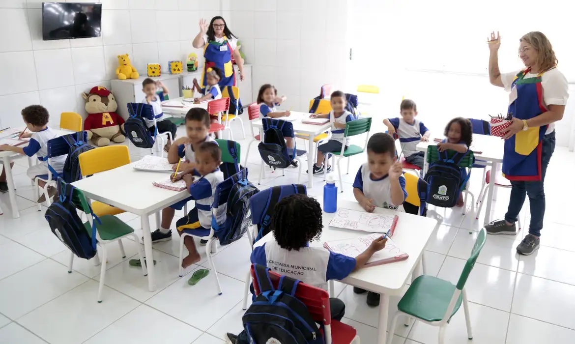 Creches têm mais crianças negras do que brancas