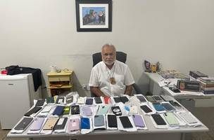 Devoluão de aparelhos celulares roubados (Foto: Reprodução/Polícia Civil)