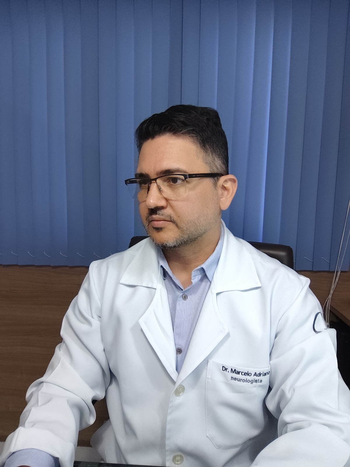 Dr. Marcelo Adriano, neurologista da Fundação Municipal de Saúde (FMS)