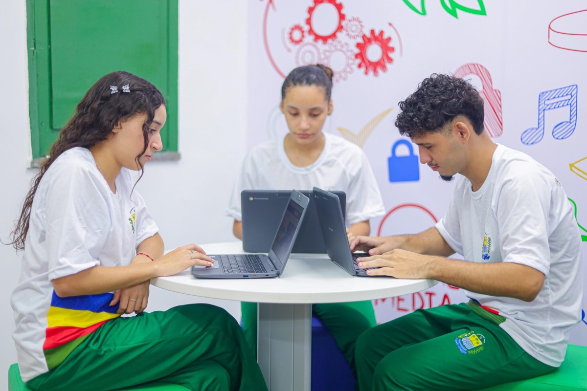 Encontro "Fortalecendo o Ensino de IA no Piauí: Projeto Pioneiro nas Américas"