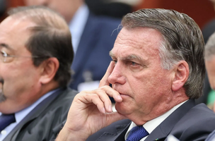 . Ex-presidente Jair Bolsonaro é julgado no STF por denúncias da PGR em seu primeiro dia de audiência. (Foto: Reprodução | Antonio Augusto | STF)