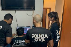 Menor preso por crimes virtuais (Foto: Dracco-PCMS/Reprodução)
