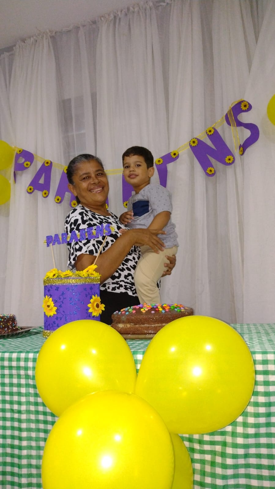 Núbia Amorim e o neto