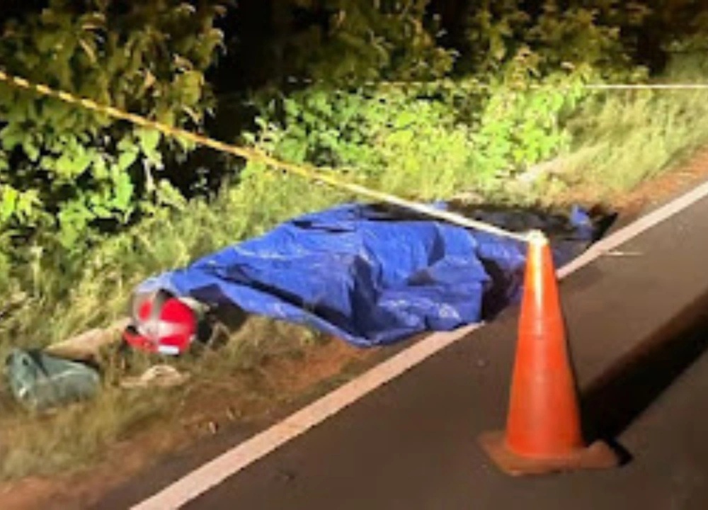 O pai faleceu no local do acidente.