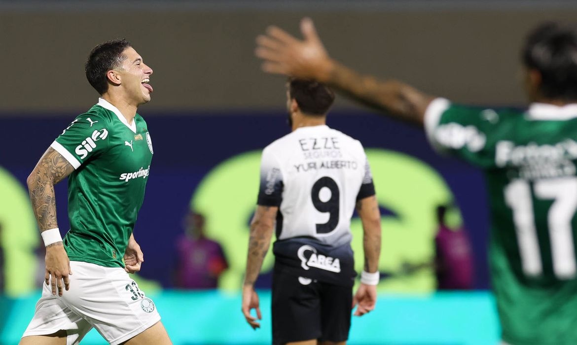 Palmeiras vende Corinthians