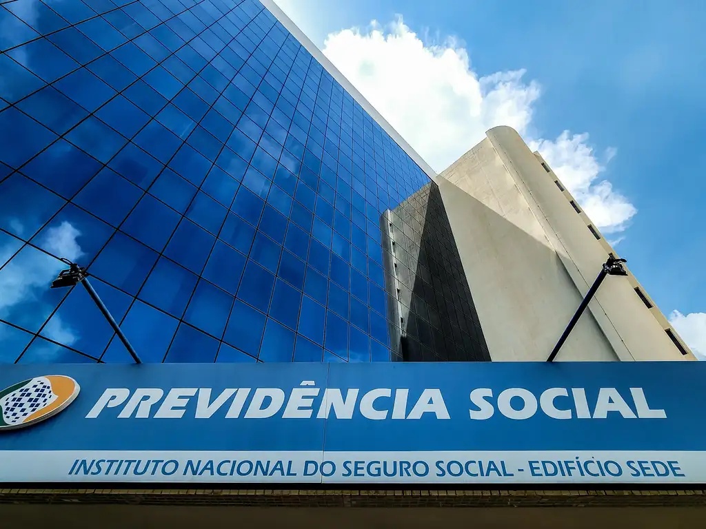 Relatório da CGU revela que 97% não consentiram com o desconto.