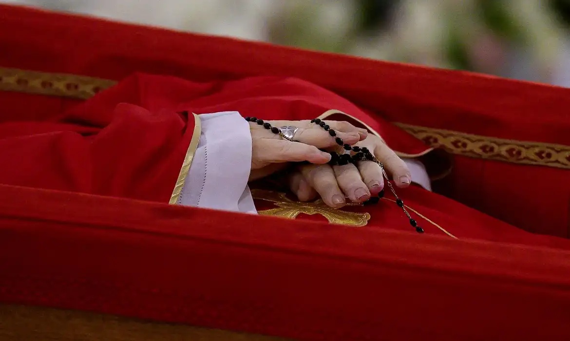 Velório do Papa Francisco é aberto ao público