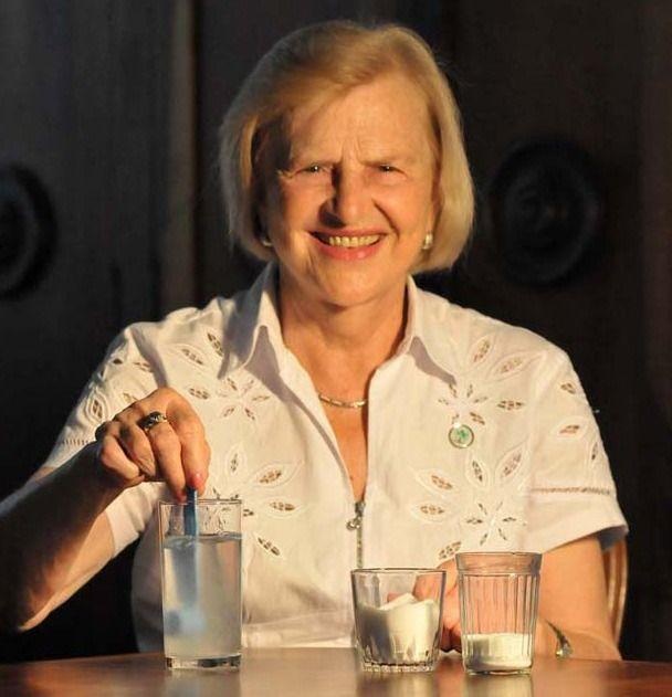 Zilda Arns foi a responsável pela campanha do soro caseiro.