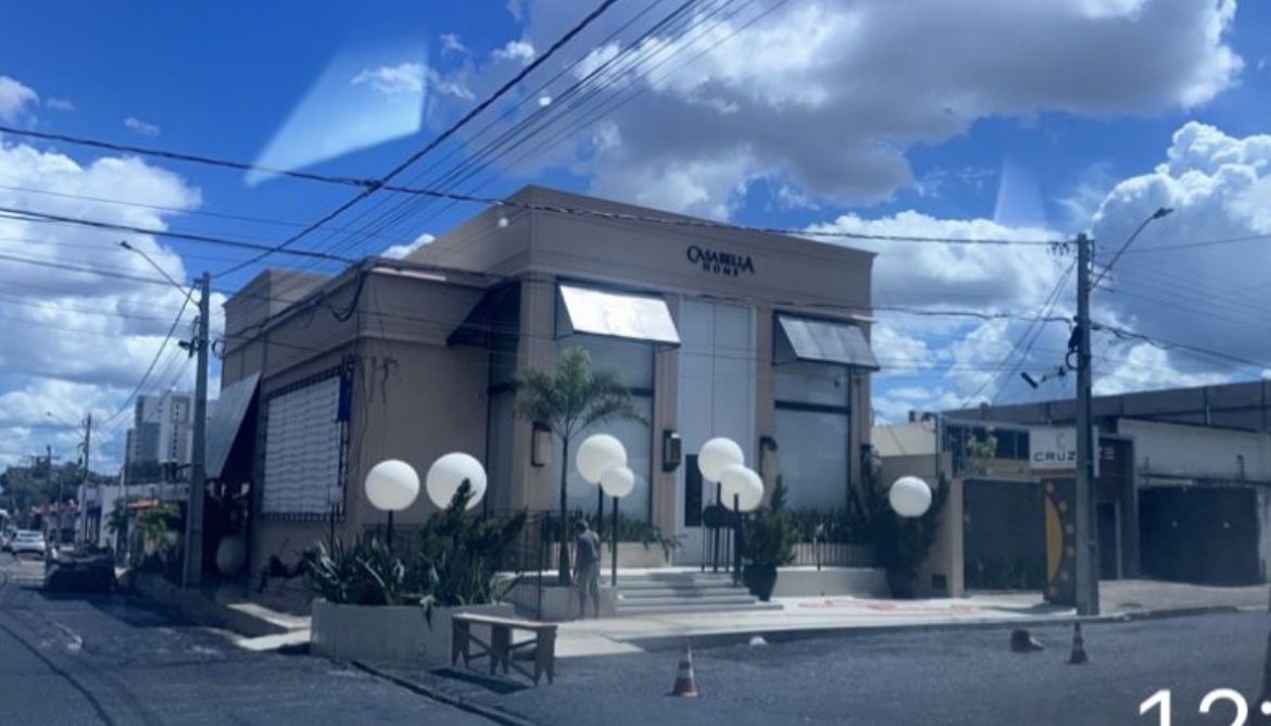 A loja de Ivanaria