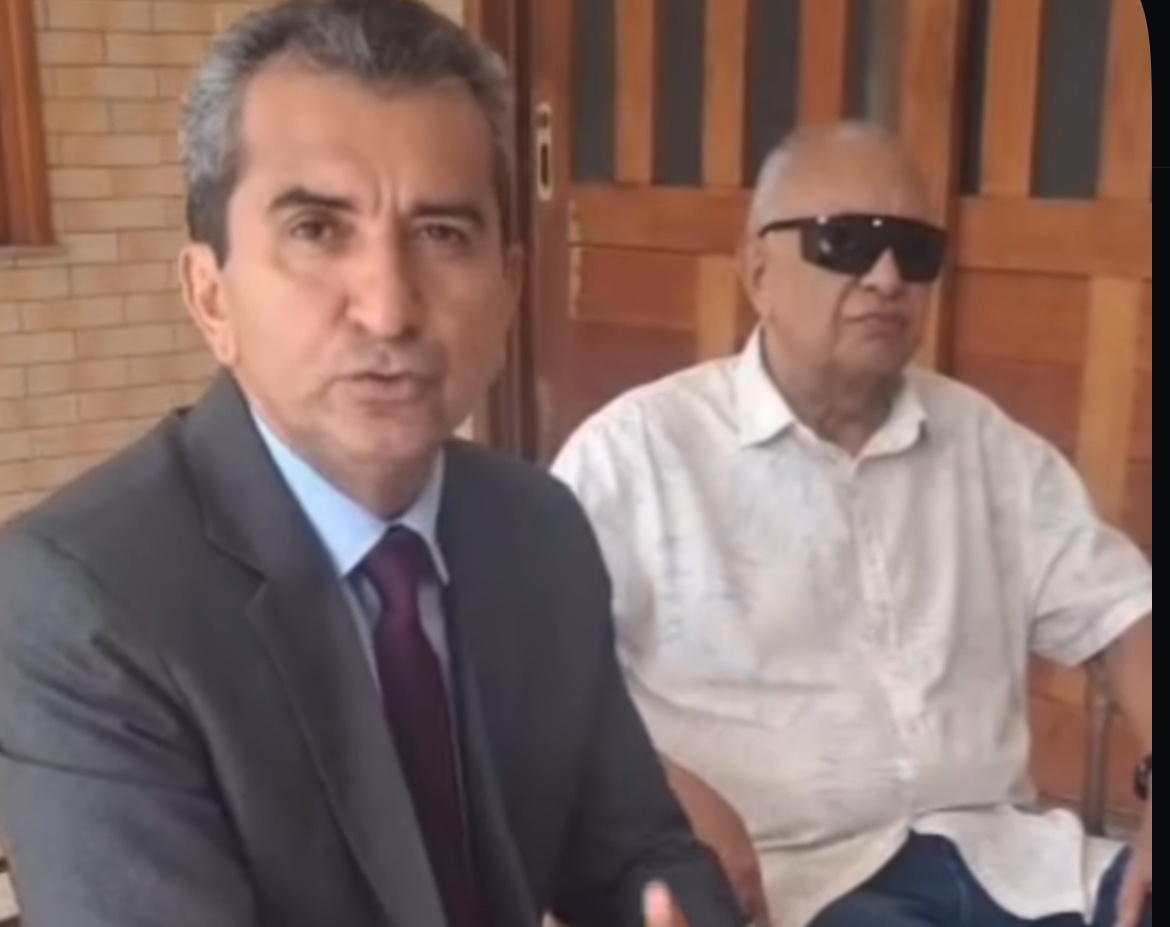 Após 4 anos cego diante das falcatruas da prefeitura, só agora pessoa fez uma cirurgia para enxergar.