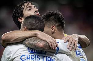 Cruzeiro comemora vitória (Foto: Samuel Andrade/Cruzeiro)
