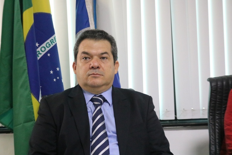Des Brandão