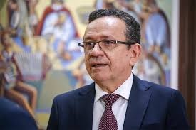 Des Sebastião analisa pedido