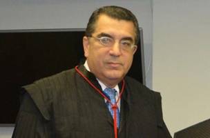 Desembargador federal Alcides Martins Ribeiro, acusado de agressão no âmbito da lei Maria da Penha. (Foto: Reprodução)