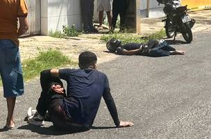 Dupla de assaltantes é atropelada por caminhonete na zona Norte de Teresina (Foto: Reprodução)