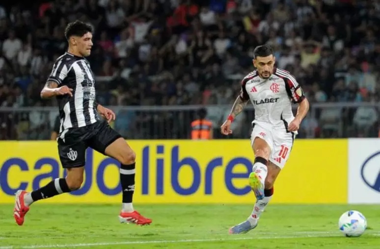 Flamengo empata com Central Córdoba pela Libertadores