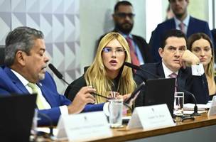 "Gostaria que chamassem todos os times de futebol, as emissoras de TV, os eventos patrocinados. Tudo tem bet", disse Virgínia Fonseca. (Foto: Andressa Anholete/Agência Senado)