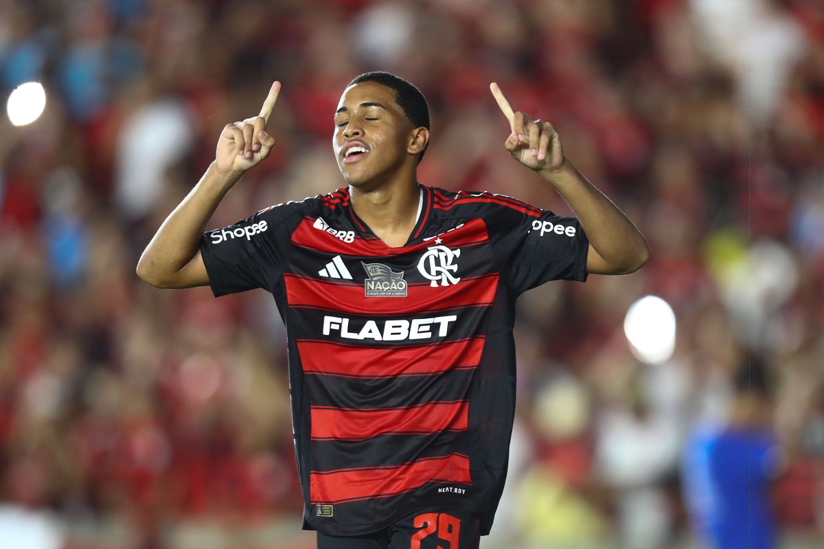 Joshua marcou o gol da vitória o Flamengo sobre o Botafogo-PB.